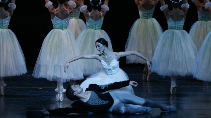 Giselle Victoria Jaiani Temur Suluashvili(2) Photo by Herbert Migdoll (002)
