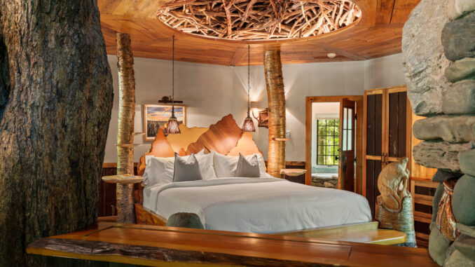 Beaver Lodge Bedroom with Beaver Den Canopy